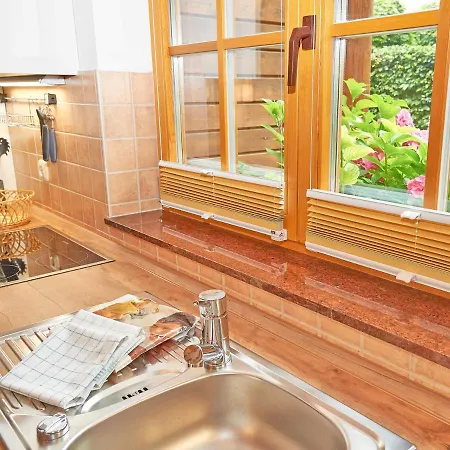 Strandschloesschen - Haushaelfte 1 Sellin (Rugen)