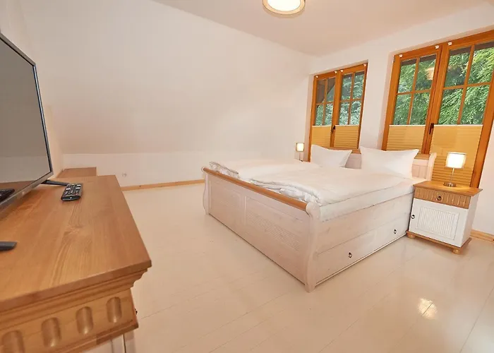 Strandschloesschen - Haushaelfte 1 Tatil Evi *