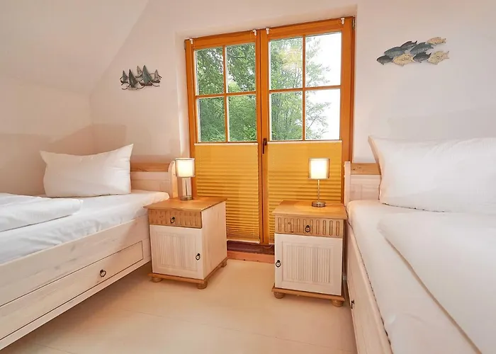 Strandschloesschen - Haushaelfte 1